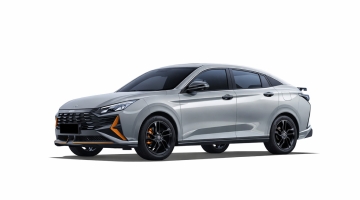 Dongfeng Shine E1: Защо този малък електромобил може да ти спести хиляди