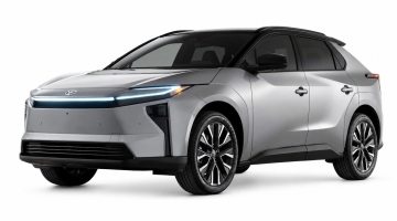 Toyota bZ4X (2026): до 569 км пробег, 22 kW AC и гаранция за батерията до 1 000 000 км