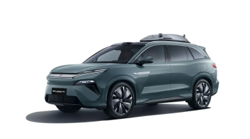BYD Tang L: електрически 7-местен SUV с до 1086 к.с. и зареждане за 6 минути