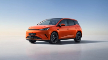 BYD Dolphin G DM-i: компактен плъг-ин хибрид с пробег над 1000 км