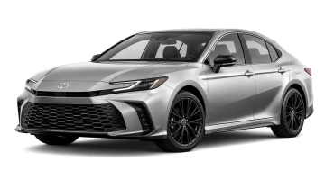 Toyota Camry 2026: хибридният седан, който доказва, че SUV не е единственият разумен избор