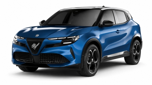Alfa Romeo Junior Ibrida: италиански дизайн и усещане, което липсва на много SUV модели