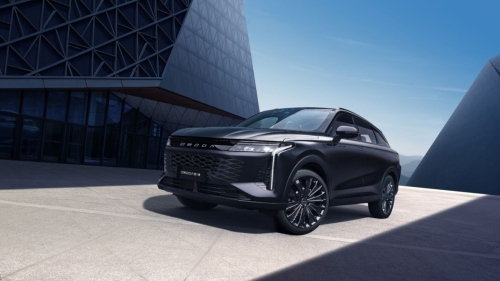 Omoda 9 SHS-P Black Edition в България: цена, мощност и струва ли си