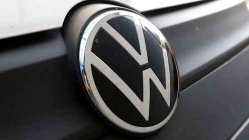 Немски икономист разглежда вероятността BYD да купи VW