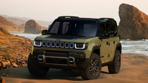 Stellantis изтегля близо 200 хил. автомобила Jeep