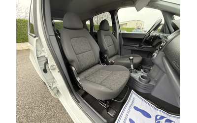 1.1i 75к.с *Климатик* - автомобили, коли, обяви за нови и употребявани 11