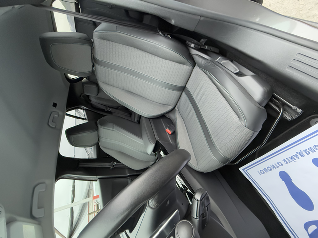 1.2i FACELIFT DIGITAL COCKPIT FULL - автомобили, коли, обяви за нови и употребявани 5