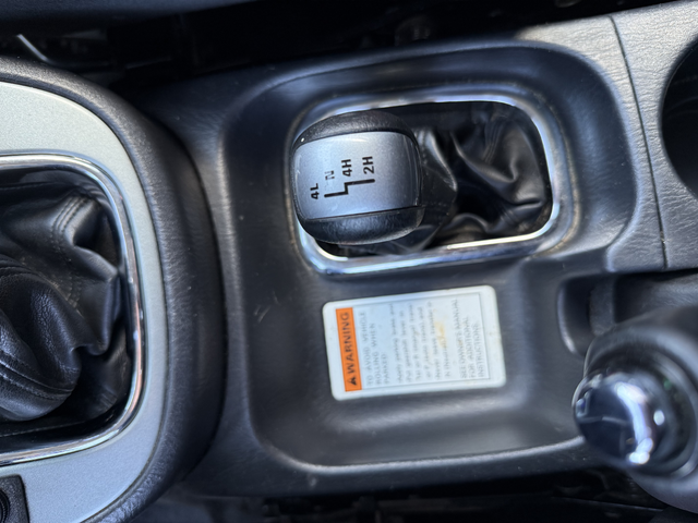 2.0i ФЕЙСЛИФТ УНИКАТ - автомобили, коли, обяви за нови и употребявани 14