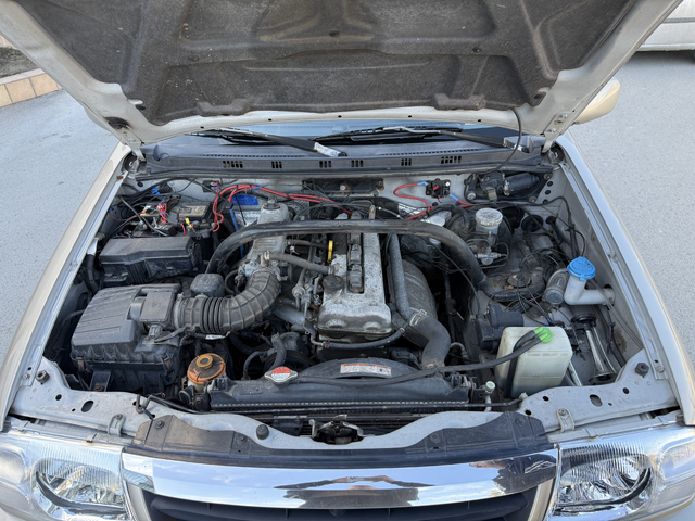 2.0i ФЕЙСЛИФТ УНИКАТ - автомобили, коли, обяви за нови и употребявани 15