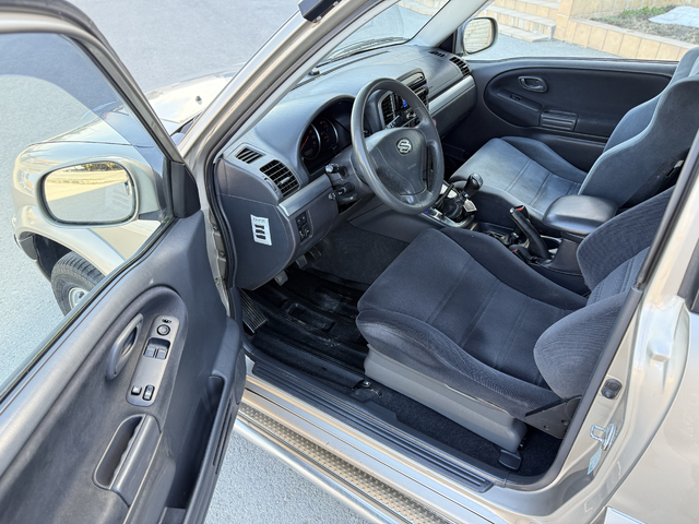 2.0i ФЕЙСЛИФТ УНИКАТ - автомобили, коли, обяви за нови и употребявани 4