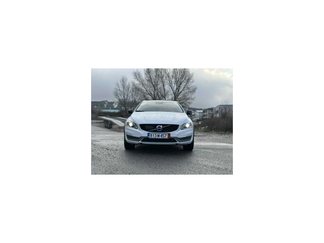 2015 Volvo V60 Cross Country - автомобили, коли, обяви за нови и употребявани 1