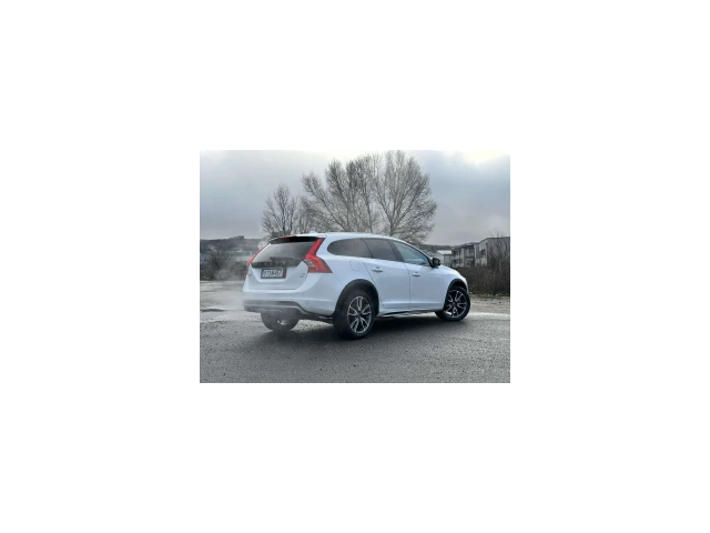 2015 Volvo V60 Cross Country - автомобили, коли, обяви за нови и употребявани 5