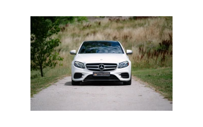 2017-mercedes-benz-e-300-4matic - 1