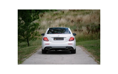 2017-mercedes-benz-e-300-4matic - 3