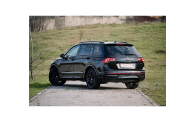 2022-vw-tiguan-r-line-4motion - 3