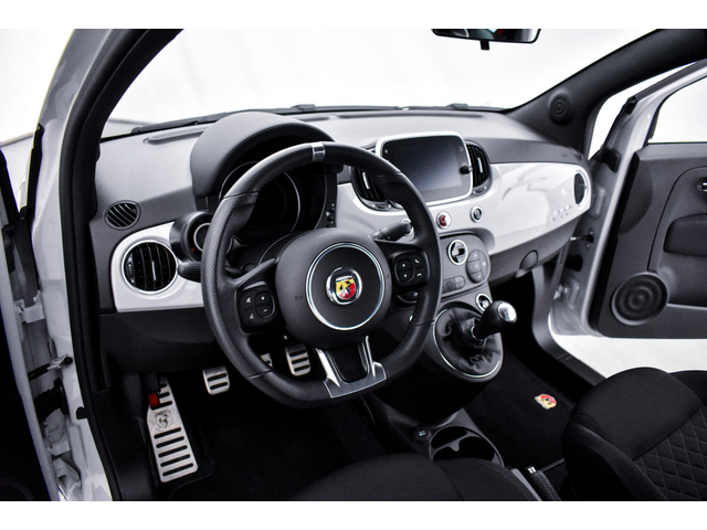 Abarth 595 1.4 T-jet 145 hp - автомобили, коли, обяви за нови и употребявани 10