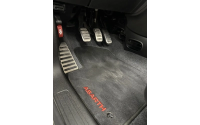 Abarth 595 - автомобили, коли, обяви за нови и употребявани 10
