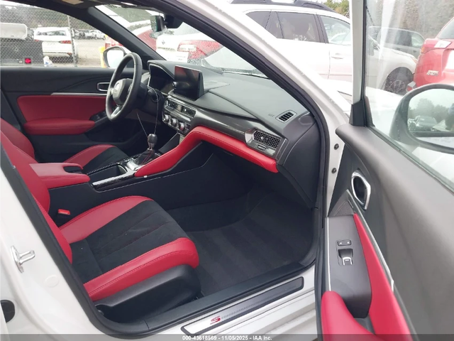 Acura Integra TYPE S - автомобили, коли, обяви за нови и употребявани 6