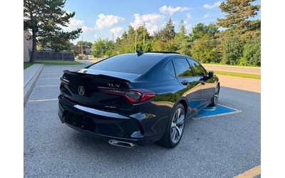 acura-tlx - 4