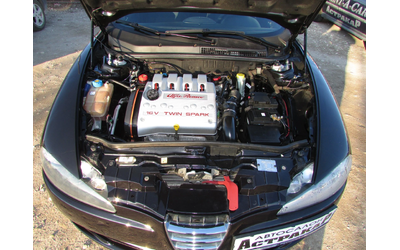 Alfa Romeo 147 1.6i EURO4 - автомобили, коли, обяви за нови и употребявани 15