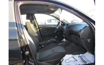 Alfa Romeo 147 1.6i EURO4 - автомобили, коли, обяви за нови и употребявани 9