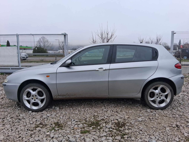 Alfa Romeo 147 Внос Италия - автомобили, коли, обяви за нови и употребявани 1