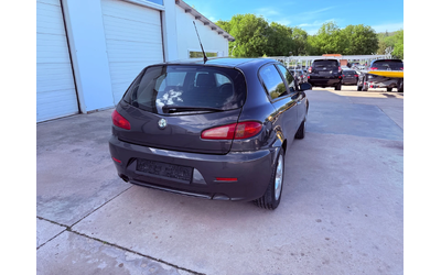 Alfa Romeo 147 1.6i 16V* GPL-Metano* UNIKAT* - автомобили, коли, обяви за нови и употребявани 14