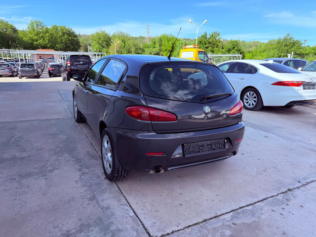 Alfa Romeo 147 1.6i 16V* GPL-Metano* UNIKAT* - автомобили, коли, обяви за нови и употребявани 4