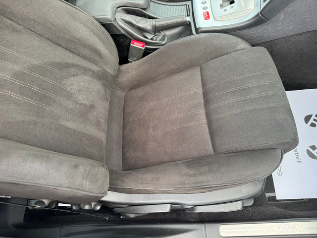 Alfa Romeo 159 1.9 JTDM - автомобили, коли, обяви за нови и употребявани 10