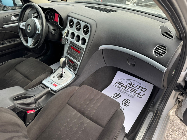 Alfa Romeo 159 1.9 JTDM - автомобили, коли, обяви за нови и употребявани 9