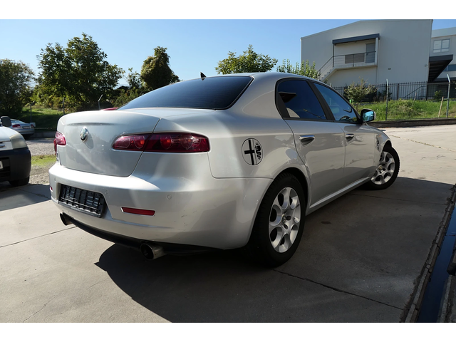 Alfa Romeo 159 2.2JTS 185кс 6ск НАВИГАЦИЯ BLUETOOTH - автомобили, коли, обяви за нови и употребявани 8