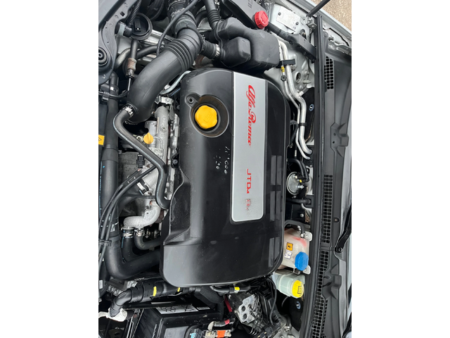 Alfa Romeo 159 sportwagon 1.9jTD-120-ITALIA - автомобили, коли, обяви за нови и употребявани 14