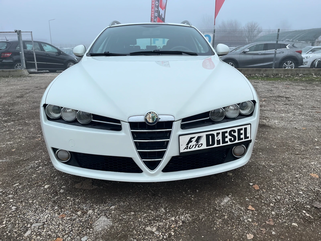 Alfa Romeo 159 sportwagon 1.9jtd-120-FEIS-ITALIA - автомобили, коли, обяви за нови и употребявани 1