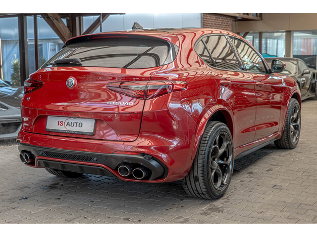 Alfa Romeo 2.9 BiTurbo Q4/AWD/Carbon/Harman Kardon/Камера - автомобили, коли, обяви за нови и употребявани 3