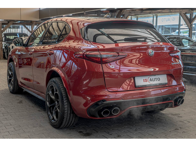 Alfa Romeo 2.9 BiTurbo Q4/AWD/Carbon/Harman Kardon/Камера - автомобили, коли, обяви за нови и употребявани 4