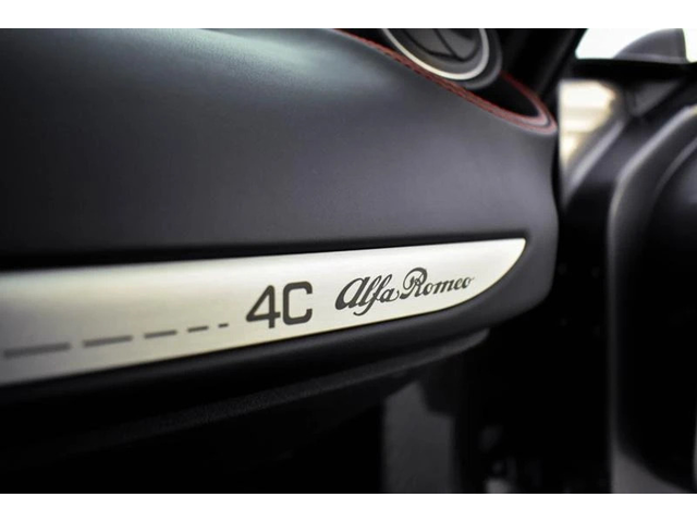 Alfa Romeo 4C 1.7 (240 кс) - автомобили, коли, обяви за нови и употребявани 12