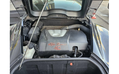 Alfa Romeo 4C 1.7 (240 кс) TCT - автомобили, коли, обяви за нови и употребявани 10