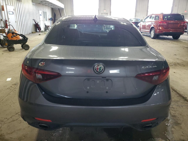 Alfa Romeo Giulia Q4/KEYLESS/ОБДУХВАНЕ/КАМЕРА - автомобили, коли, обяви за нови и употребявани 5