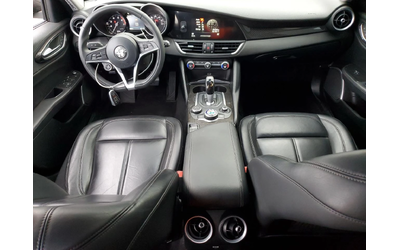 Alfa Romeo Giulia DISTRONIC* КОЖА* ПОДГРЕВ* - автомобили, коли, обяви за нови и употребявани 7