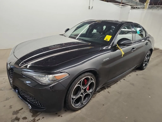 Alfa Romeo Giulia * VELOCE * CARFAX * ЦЕНА ДО БГ - автомобили, коли, обяви за нови и употребявани 0