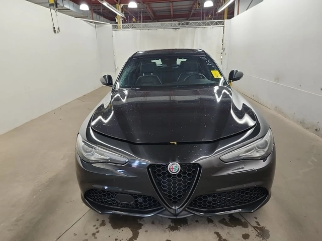 Alfa Romeo Giulia * VELOCE * CARFAX * ЦЕНА ДО БГ - автомобили, коли, обяви за нови и употребявани 1