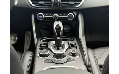 Alfa Romeo Giulia * CARFAX * ЦЕНА ДО БГ - автомобили, коли, обяви за нови и употребявани 11