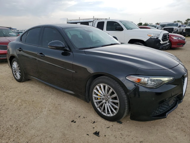 Alfa Romeo Giulia 2018 ALFA ROMEO GIULIA TI Q4 - автомобили, коли, обяви за нови и употребявани 0