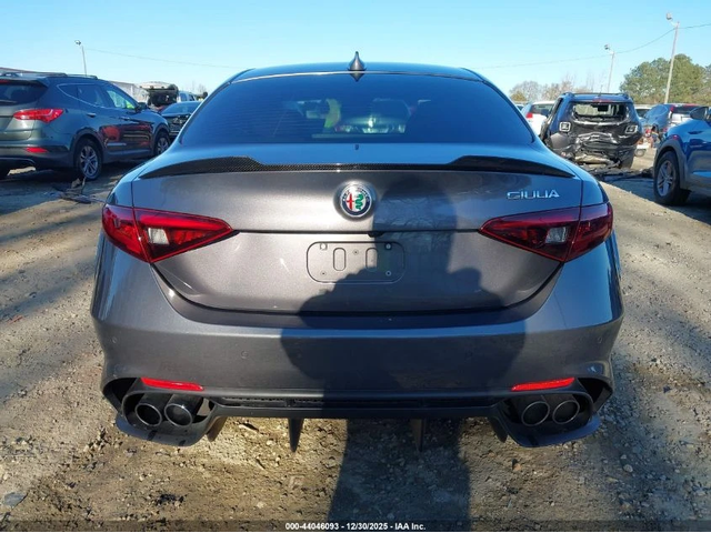 Alfa Romeo Giulia 2017 ALFA ROMEO GIULIA QUADRIFOGLIO RWD - автомобили, коли, обяви за нови и употребявани 6