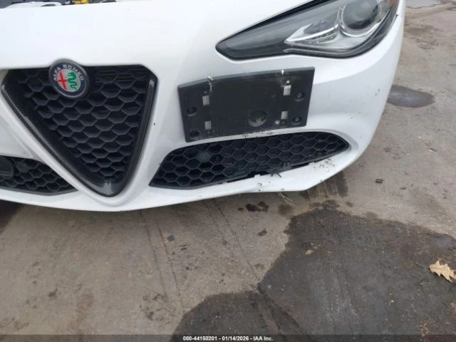 Alfa Romeo Giulia TI AWD - автомобили, коли, обяви за нови и употребявани 4