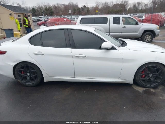 Alfa Romeo Giulia TI AWD - автомобили, коли, обяви за нови и употребявани 6