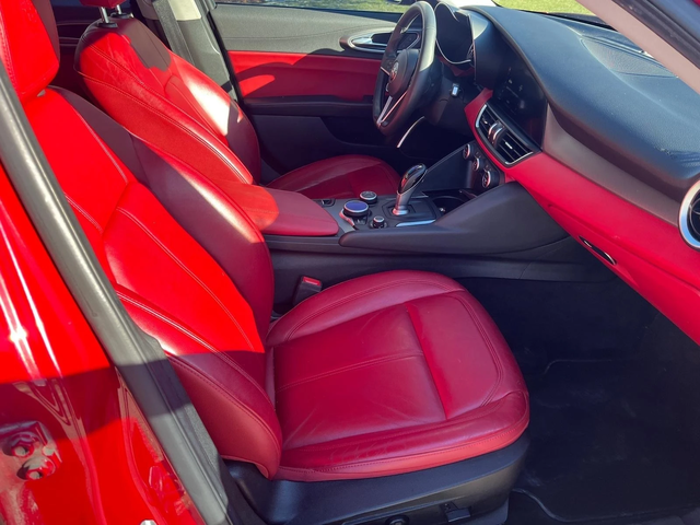 Alfa Romeo Giulia TI С РЕГИСТРАЦИЯ & АВТО КРЕДИТ - автомобили, коли, обяви за нови и употребявани 14