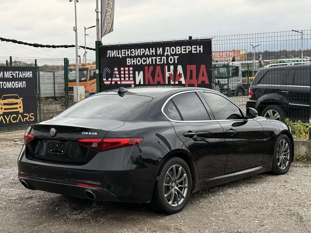 Alfa Romeo Giulia 2.0T* RWD - автомобили, коли, обяви за нови и употребявани 5