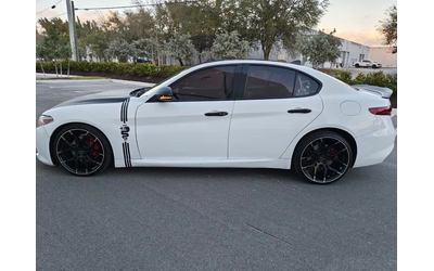 Alfa Romeo Giulia 2017* BSW AS Performance* CARFAX* КРАЙНА ЦЕНА - автомобили, коли, обяви за нови и употребявани 8