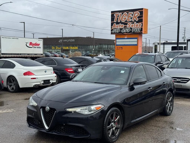 Alfa Romeo Giulia Ti Sport Q4* HARMAN KARDON* KEYLESS* ПОДГРЕВ* - автомобили, коли, обяви за нови и употребявани 0